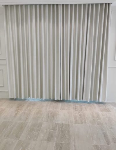 Curtain